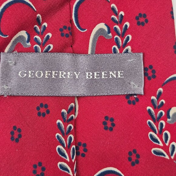 Geoffrey Beene Mens Tie Red Paisley Floral Pattern Silk Handmade Italy Vintage - Picture 2 of 8